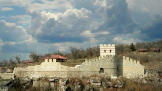 Откриха бебе, погребано в глинено гърне на хълма Трапезица