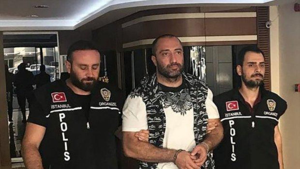 Връщат Митьо Очите в България в петък