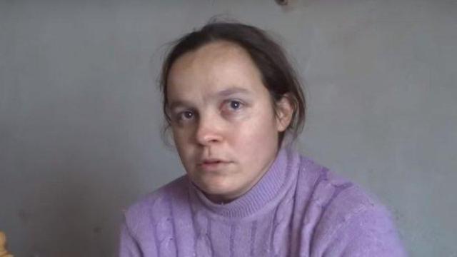 Съдът реши да върне бебето, отнето заради липсата на "кола и доходи"