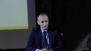 Министърът на образованието се обяви против "джендър идеологията" в училище