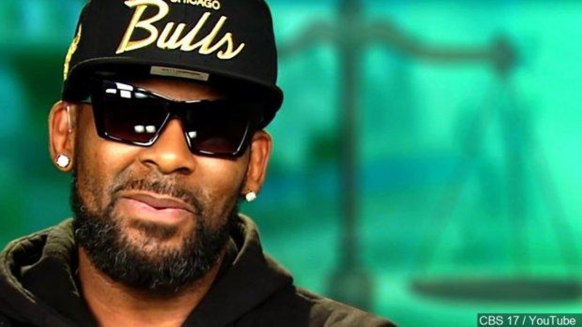 Съдът поиска 1 млн. долара гаранция за обвинения в изнасилване R Kelly