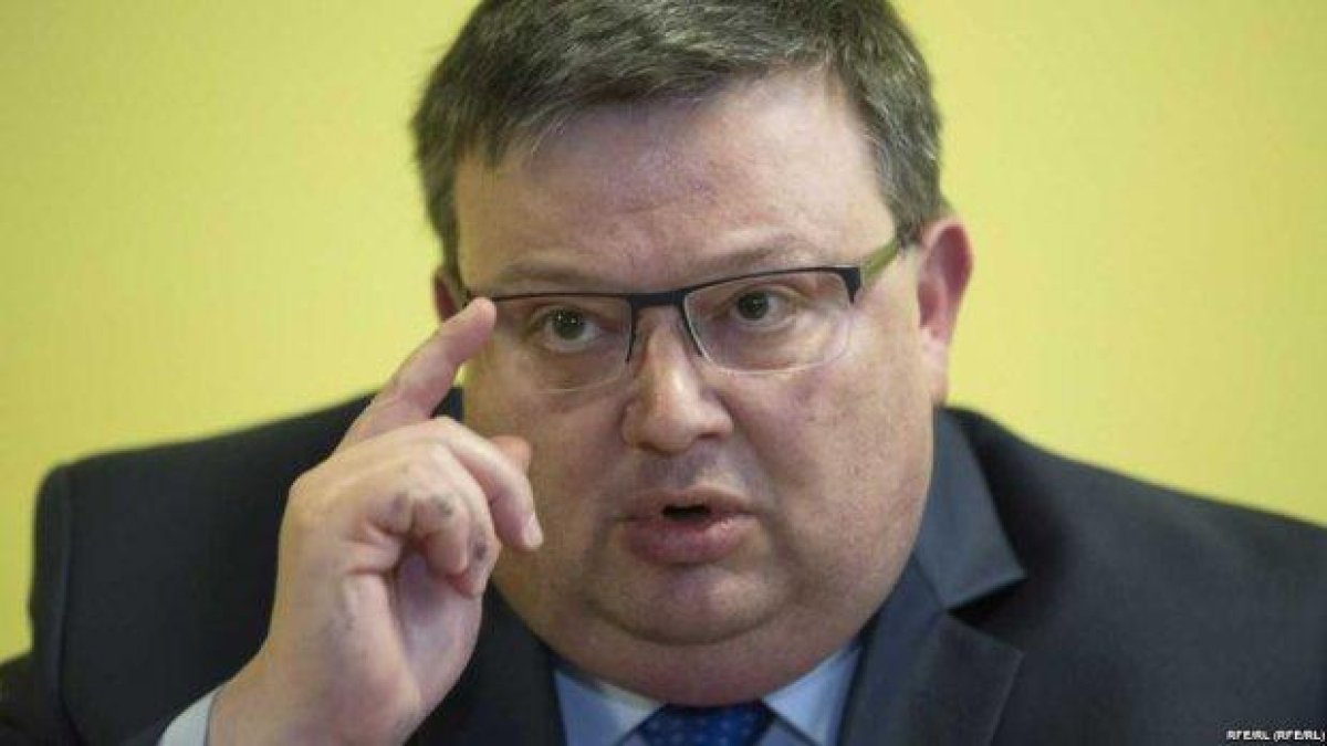Мандатът на Цацаров не е успешен, под 1% го смятат за отличен, според изследване