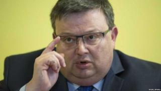 Мандатът на Цацаров не е успешен, под 1% го смятат за отличен, според изследване
