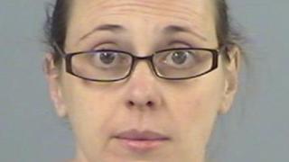 Осъдиха жена, която удави 3-годишната си дъщеря, за да предотврати контакт с баща й