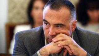 Да започне процедура за отнемане имотите на Цветанов, призова Антон Кутев