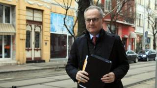 Лозан Панов: Аз съм най-минат - нямам имот, а ми искат оставка или отпуск!