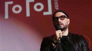 Освободиха от домашен арест руския режисьор Кирил Серебренников