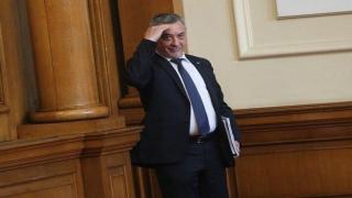 Валери Симеонов отвръща на удара: Действащ министър не е декларирал, че ползва луксозен имот в "Бистрица"