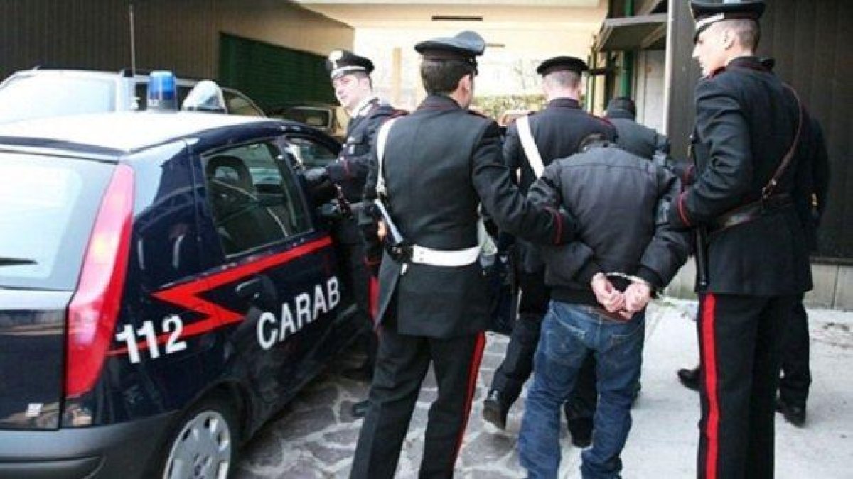 Разбита е престъпна група в Италия, осакатявала хора за застрахователни измами