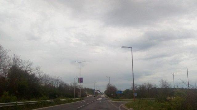 Верижна катастрофа с 6 коли на пътя София-Търново, има ранени