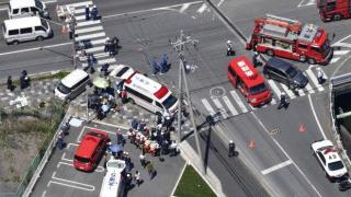 Автомобил се вряза в група деца в Япония, има 2 жертви и 11 ранени (видео и снимки)