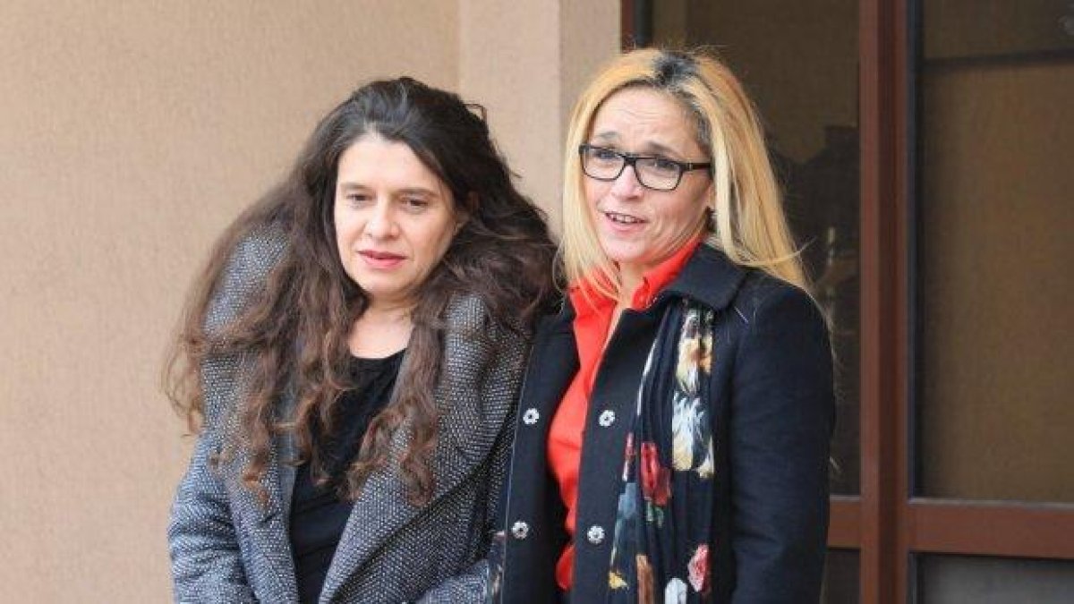 Съдът отново пусна Десислава Иванчева под домашен арест