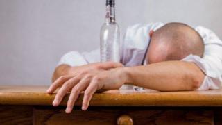 На осмо място сме в света по консумация на алкохол, задминахме и руснаците