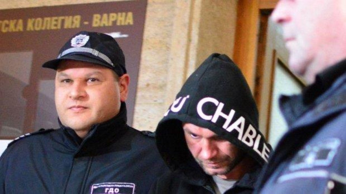 Варненецът, който преби до смърт съпругата си, поиска свобода