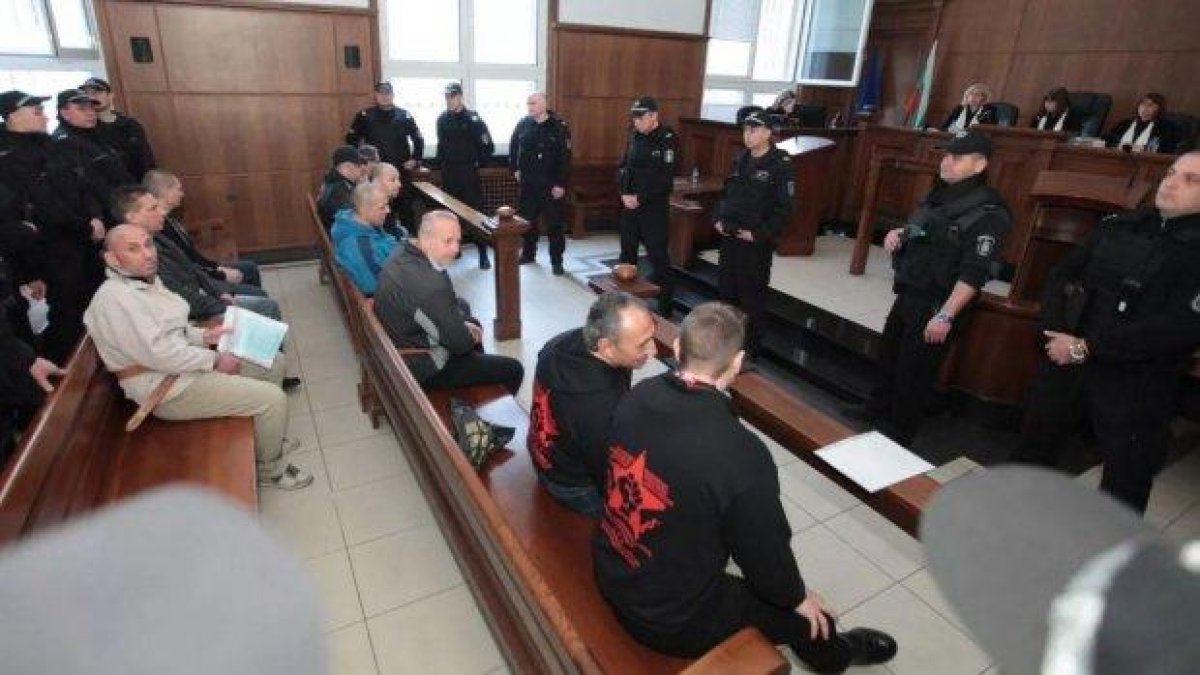Затворници спечелиха делото за секс без камери и надзиратели, наблюдението обаче остава