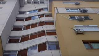 Гръмнал бойлер унищожи апартамент в Пловдив (видео и снимки)