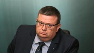 Цацаров ще проверява дали партиите са взели неправомерно субсидии