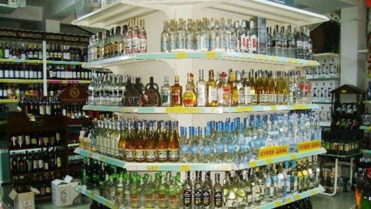 В София разрешиха пиенето в изборния ден заради абитуриентите, в Пловдив - не