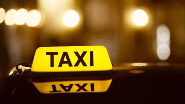 Руската "Максим Такси" ще работи в България, въпреки забраната на КЗК
