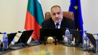 Какво се крие зад хода на Борисов с партийните субсидии?