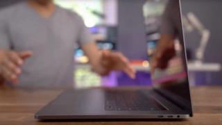 Как 10 000-доларов проблем с MacBook Pro се оказа, че има просто решение, което отнема секунди и не струва нищо?