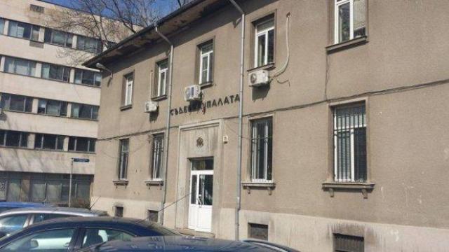 Прокурор от Самоков пребил свидетелка на паркинг