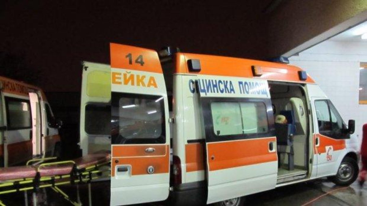 Загина жена, блъсната от автомобил на "Сливница" и "Христо Ботев" в София