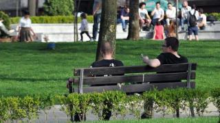 Повече от 250 хиляди млади българи нито учат, нито работят (видео)