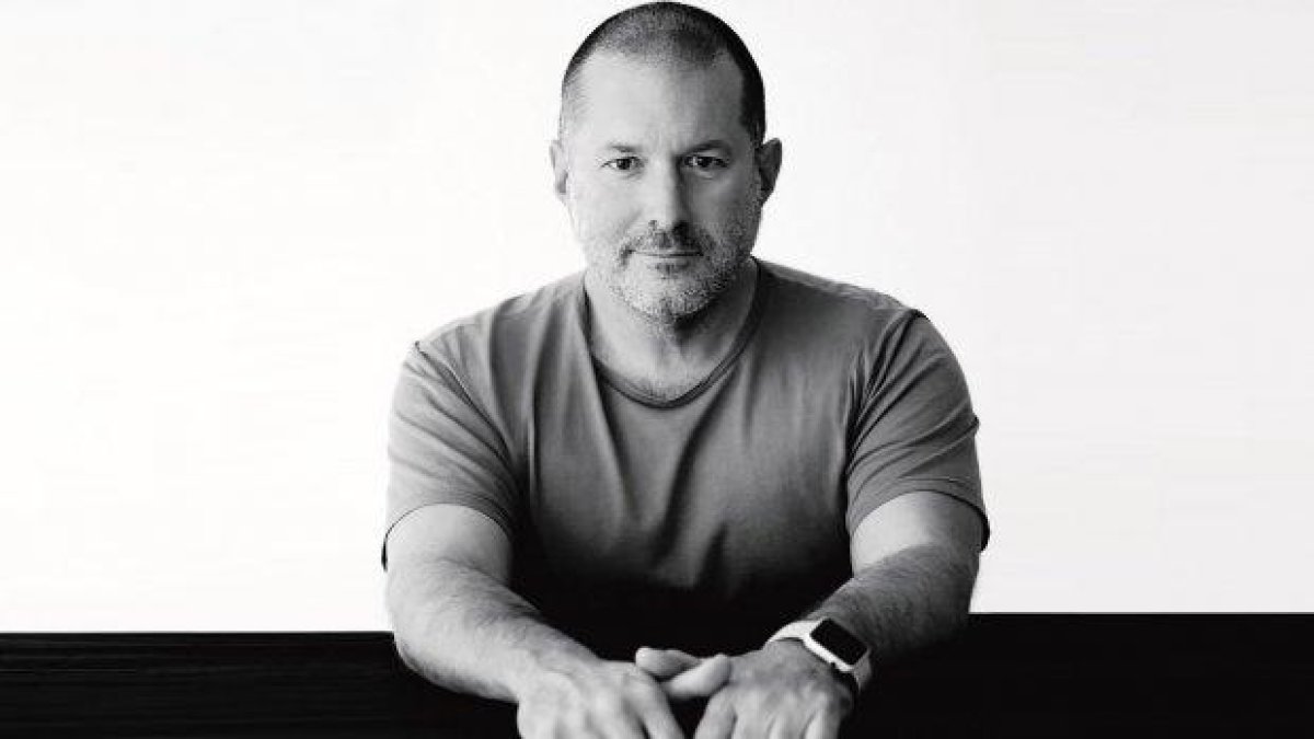 Краят на една ера и силният отпечатък, който Джони Айв остави в "Apple" и технологичния свят