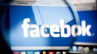 Германия глоби Facebook с 2 милиона евро