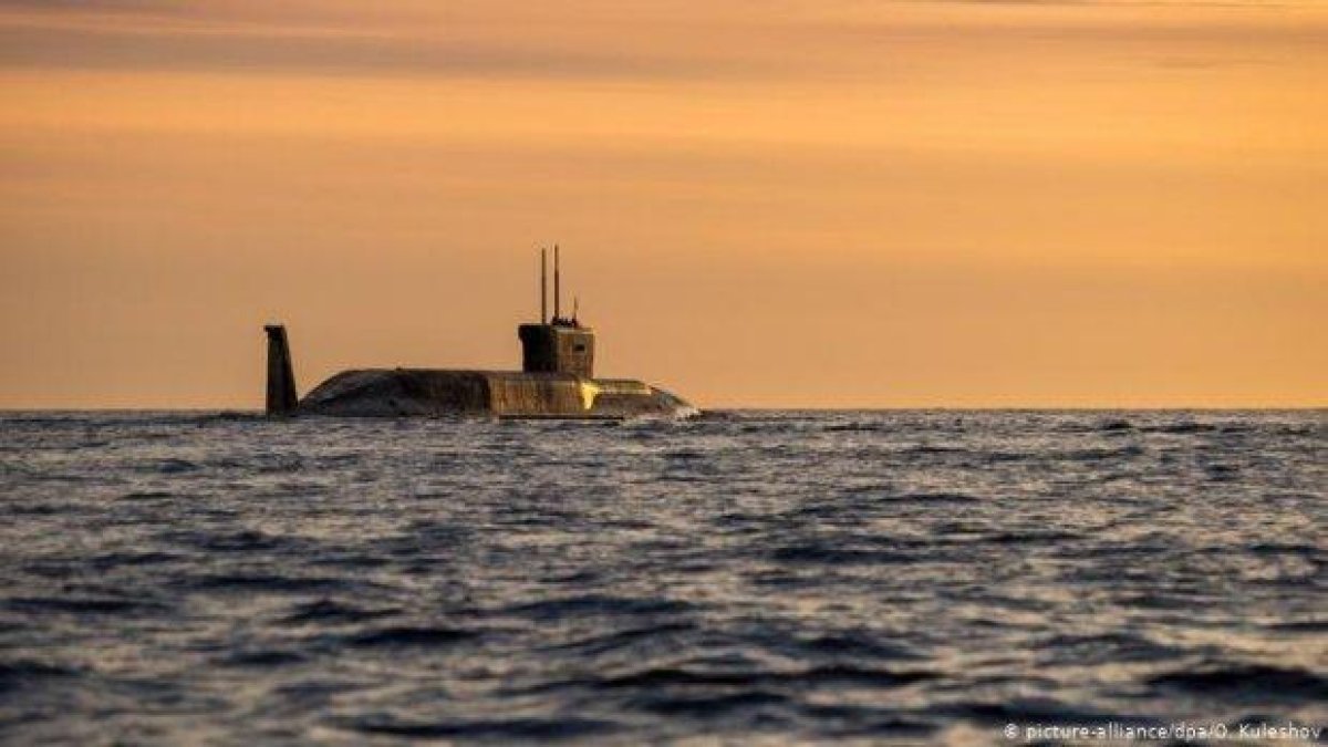 14 души са загинали при пожар на борда на руска свръхсекретна подводница