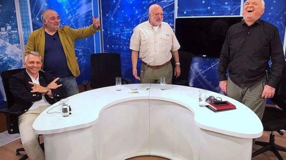 Проф. Велислав Минеков е заплашван 4 пъти преди палежа на колата му