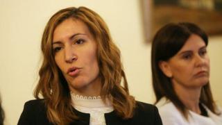 Ангелкова за атаката над израелски туристки в Слънчев бряг: Случва се по цял свят (видео)