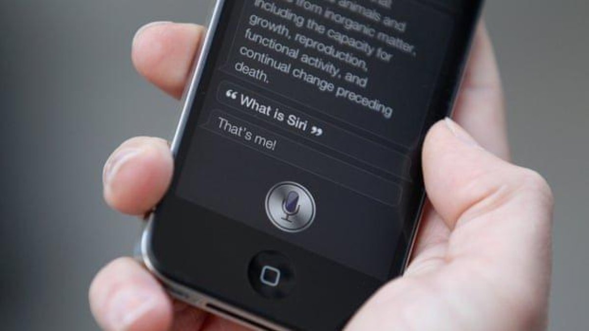 Партньори на Apple получават конфиденциални записи за нас чрез Siri