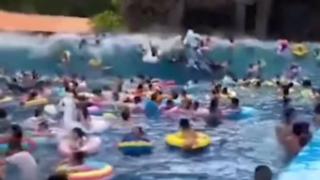 44 души пострадаха заради цунами в басейн с изкуствени вълни (видео и снимки)