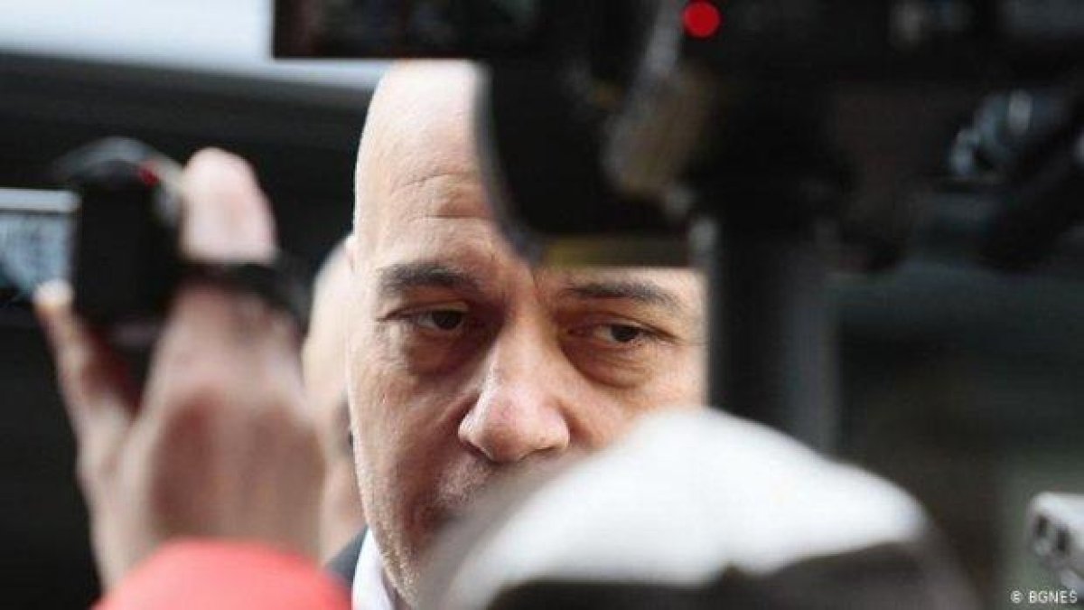 Шоуто свърши, да живее шоуто: ето какво ще прави Слави