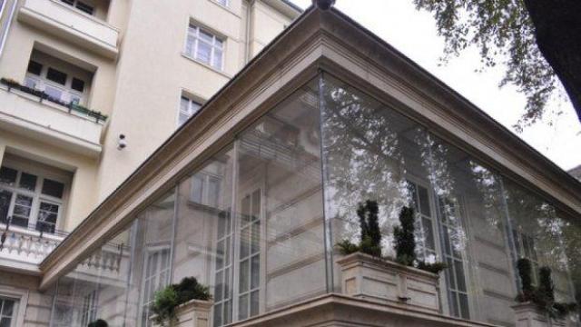 Съдебен изпълнител продава част от луксозния имот на Цветан Василев над "Кристал"