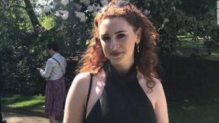 Откриха тялото на 19-годишната студентка, която мистериозно се хвърли от самолет
