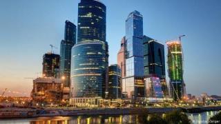 Защо Русия трупа толкова много пари и злато?