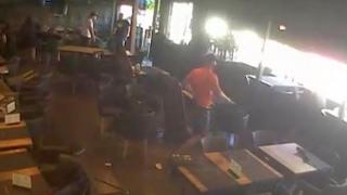 Трима са задържани за мутренския погром в заведение в София (видео)