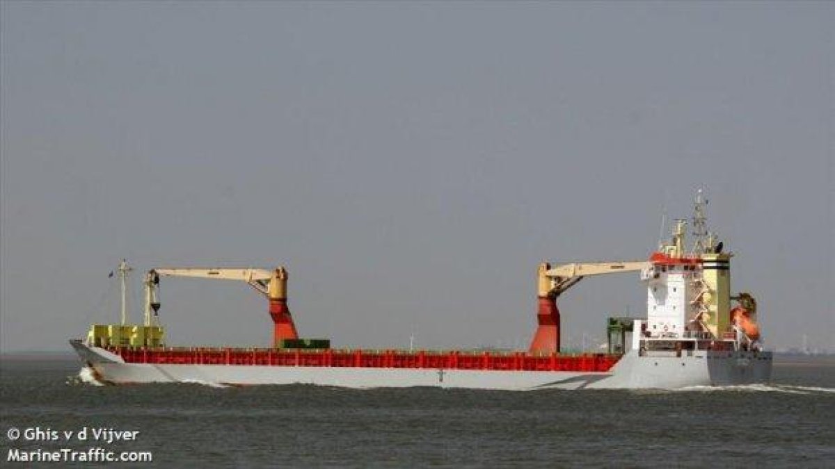 Пирати отвлякоха 8 моряци от немски кораб в камерунски води