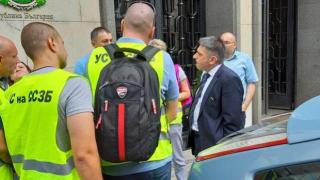 Кой ще снабдява затворите с храна? Едни 34 милиона и едно предизвестено уволнение