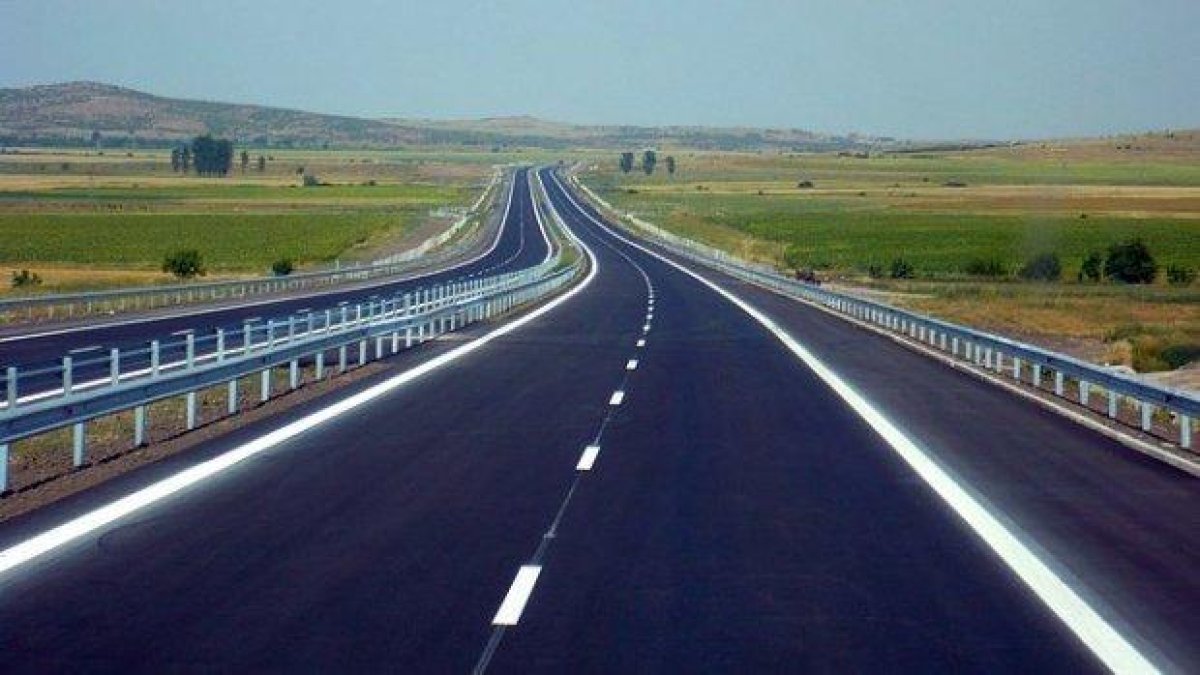 8-годишно германче кара със 140 км/ч по магистралата