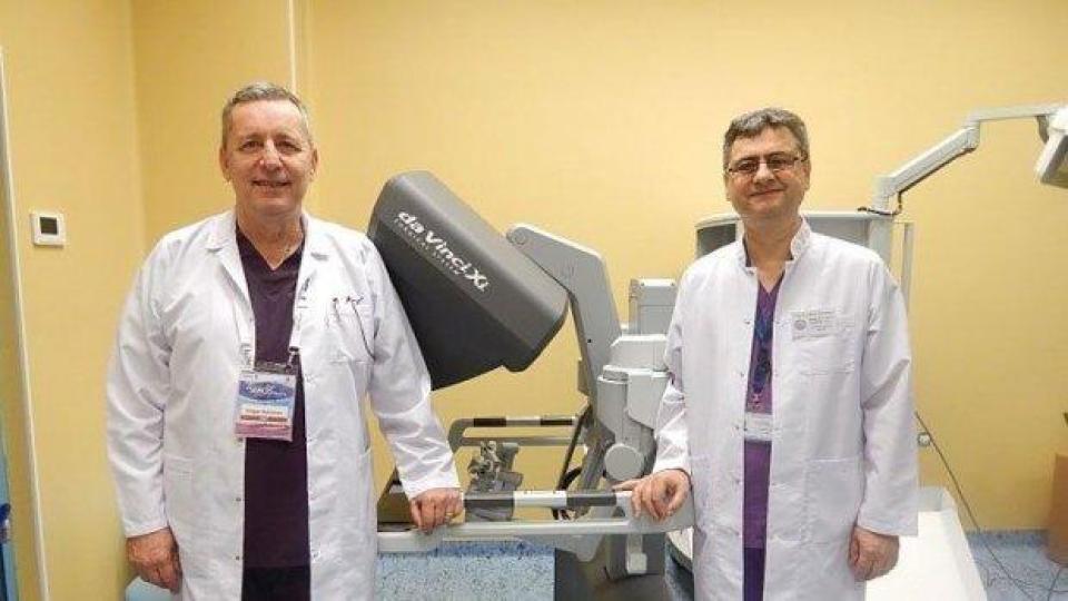 Лекари от Плевен спасиха онкоболна родилка и бебето й