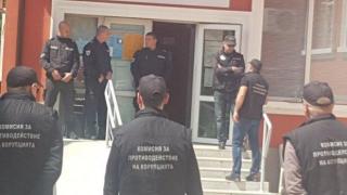 Кметът на Божурище е обвиняем, но остава на поста си