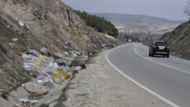 Фрапантни нарушения под мостовете у нас установи АПИ