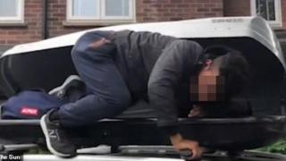Откриха 17-годишен нелегален мигрант, скрит в багажник на покрива на кола