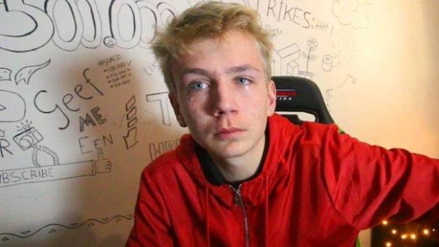 Арестуваха влогър с над 730 000 последователи, проникнал в забранената "Зона 51"