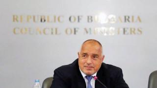 Борисов нарече шефовете в БНР "главанаци", Цацаров иска проверка защо спря "Хоризонт" (видео)