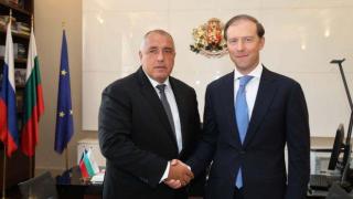Въпреки шпионския скандал, Борисов стисна ръце с руски министър